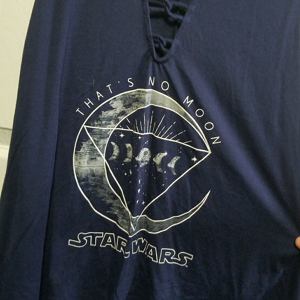 star waes shirt